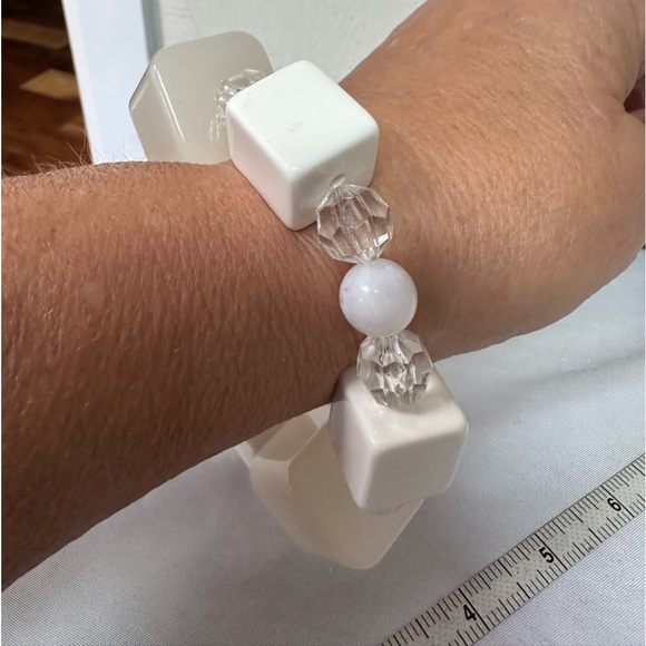 Gorgeous MCM vintage bead stretch bracelet - Picture 3 of 5